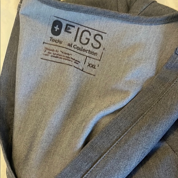 Figs Scrub Set - Picture 5 of 5